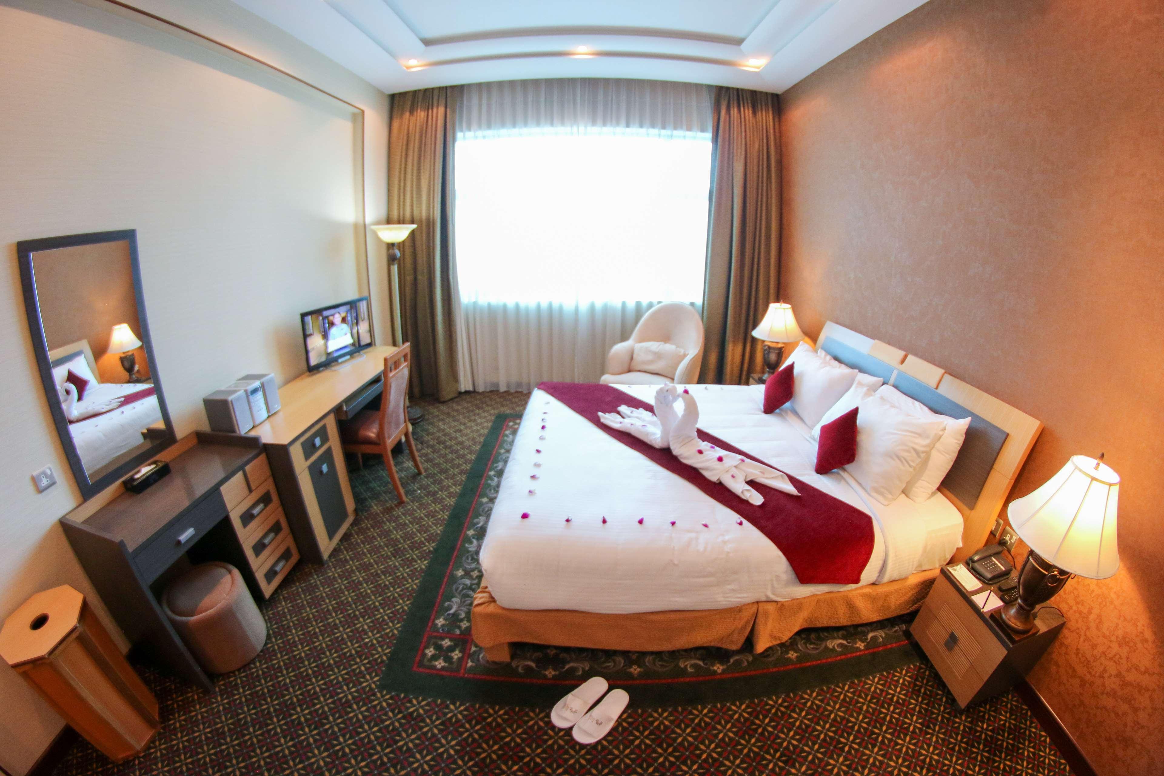 City Center Hotel Манама Екстериор снимка