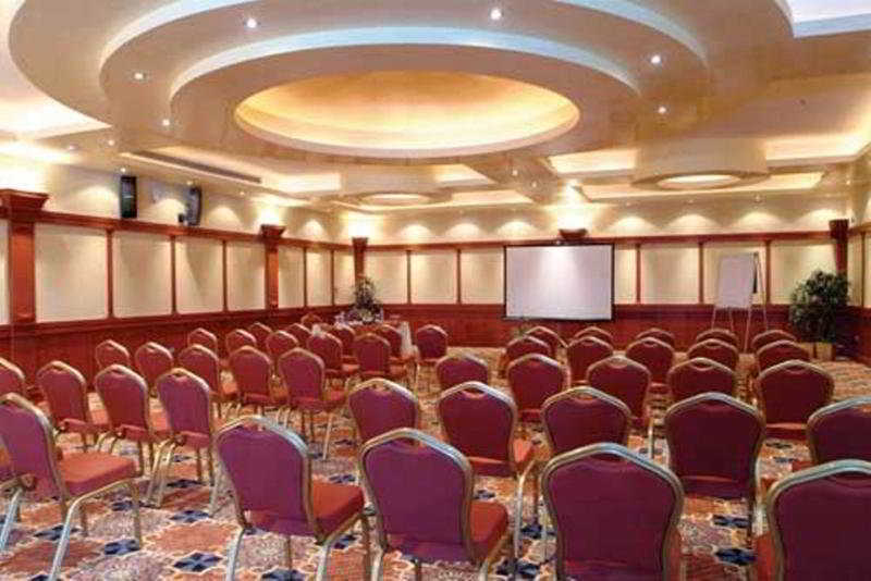 City Center Hotel Манама Екстериор снимка